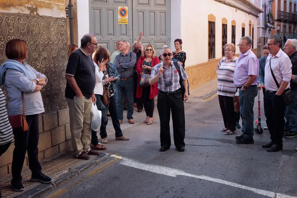 Foto de grupo durante la excursión por Cehegín