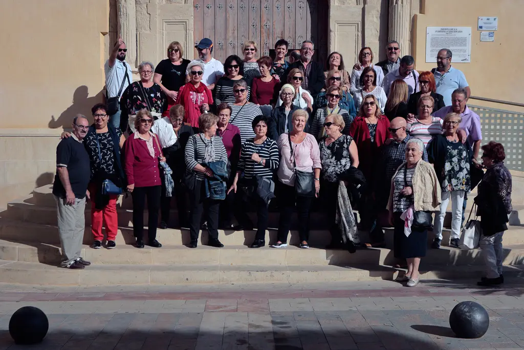 Foto de grupo de los participantes Foto de grupo de los participantes