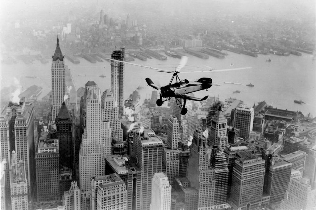 Autogiro flying over Newyork
