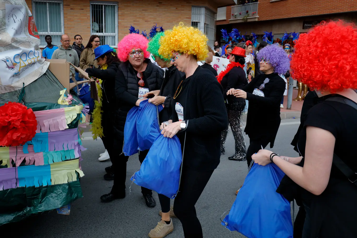 Inglesmurcia en el desfile de Carnaval 2026